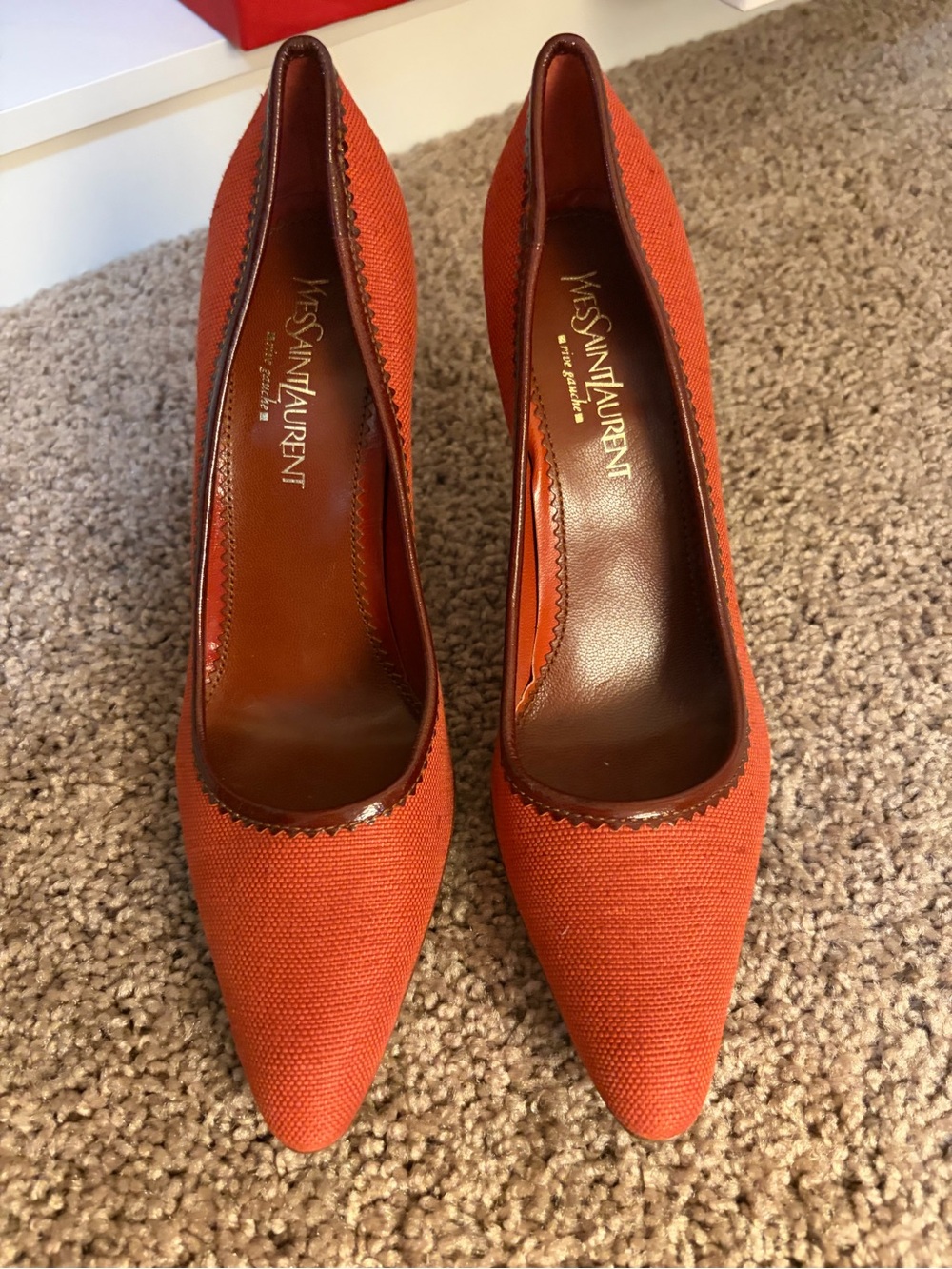 Vintage Yves Saint Laurent Rive Gauche pointed-toe pumps - Never worn 🧡